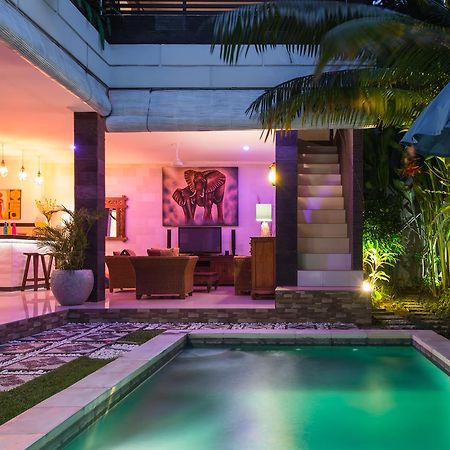 Villa Dewi Seminyak Buitenkant foto