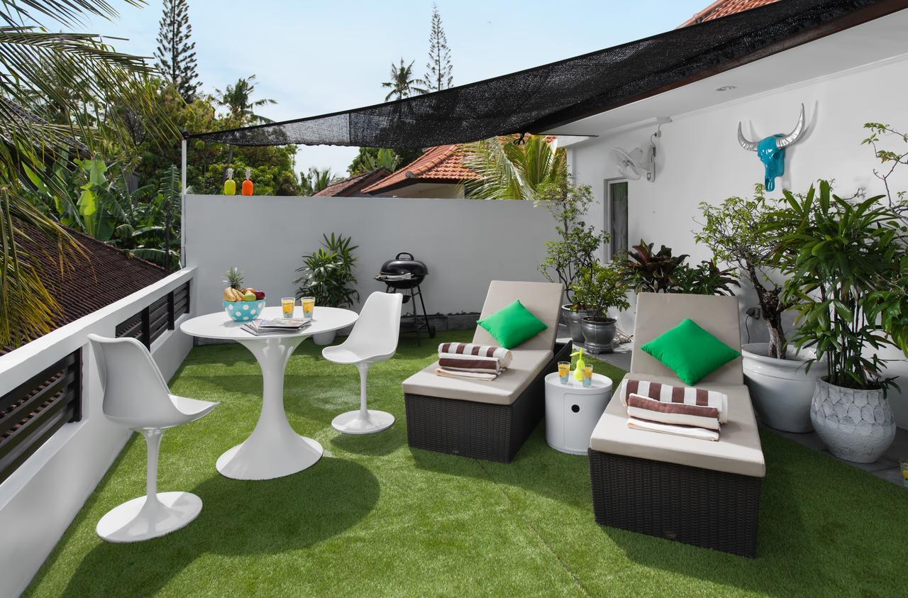 Villa Dewi Seminyak Buitenkant foto